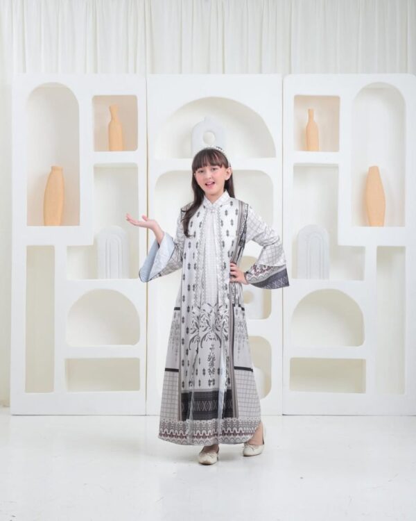 Aurel Series – Dress Kids