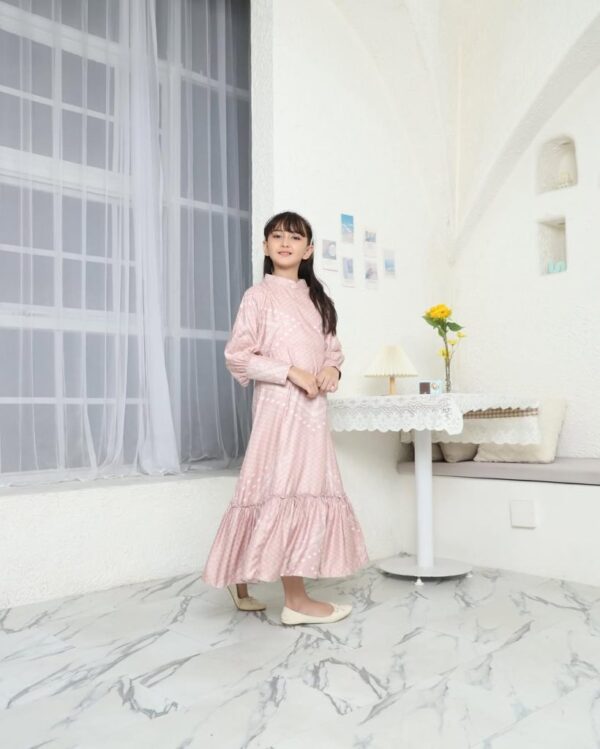 Heeza Series – Dress Kids