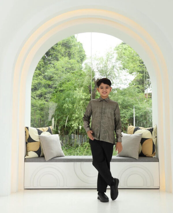 Ayda Series – Man Kids